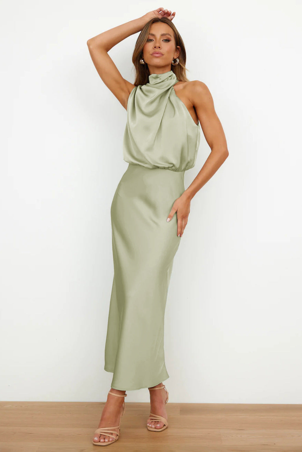 Valeria™ | Robe en satin longue avec col halter