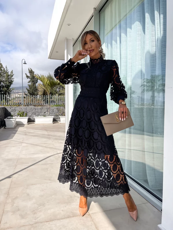 Elaina | Robe Midi Élégante avec Détails en Dentelle