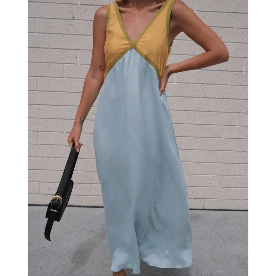 RENATA | ROBE À ENCOLURE EN V