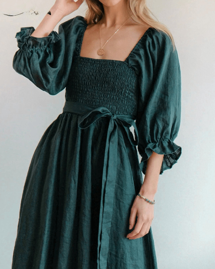 Tana | Robe française avec manches à volants