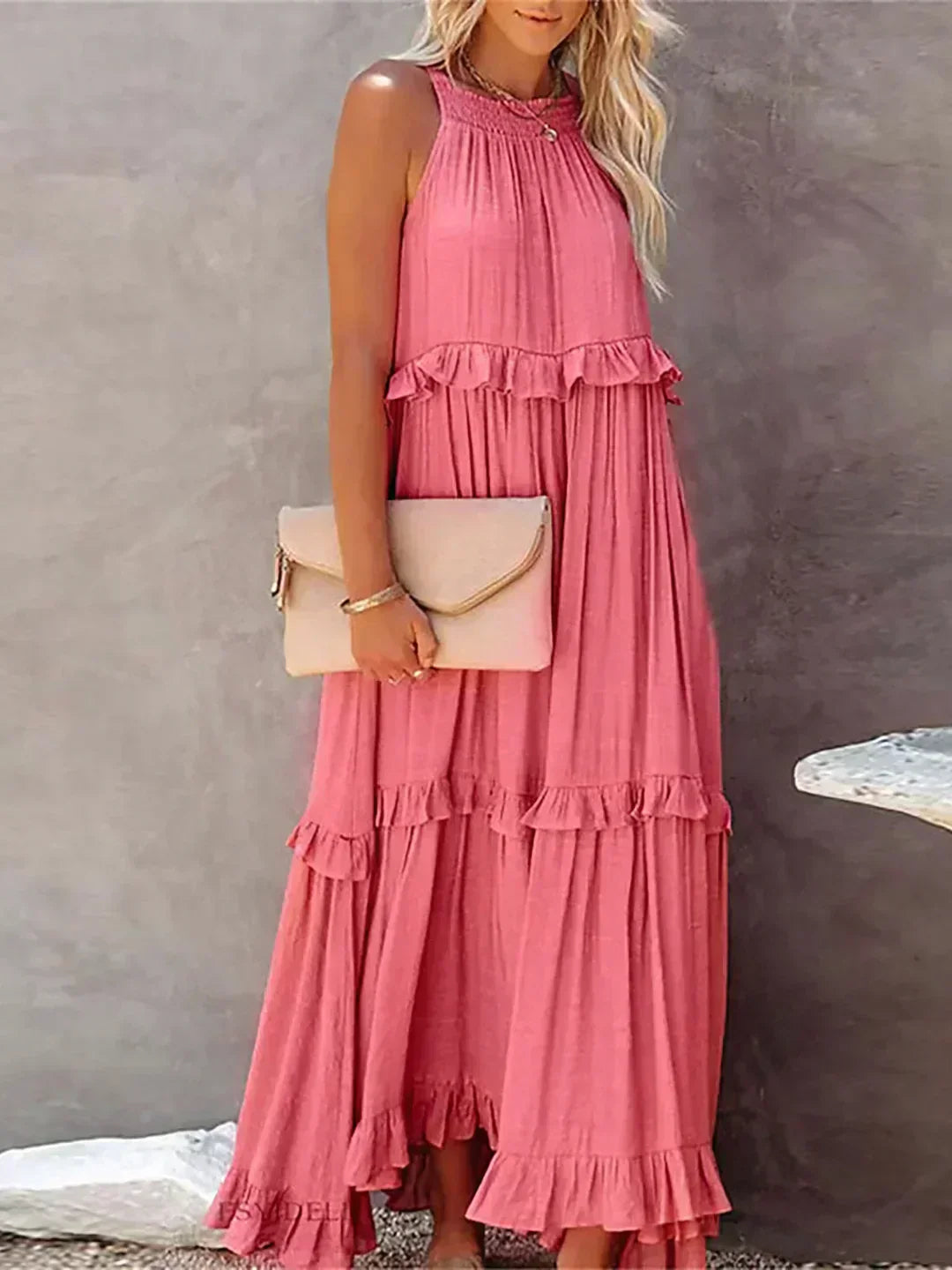 Sarah | Robe maxi avec volants et dos nu (Presque épuisé)