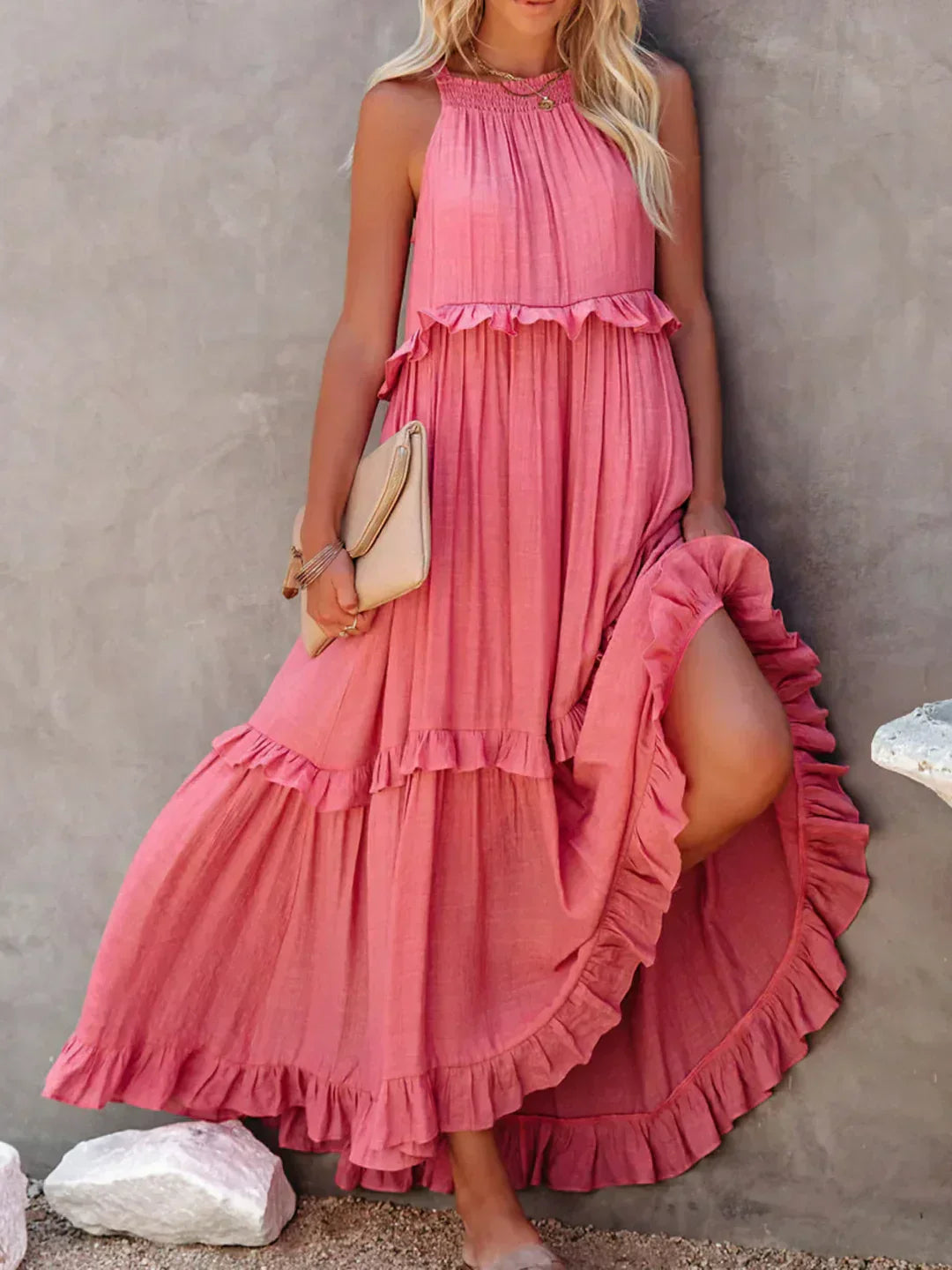 Sarah | Robe maxi avec volants et dos nu (Presque épuisé)